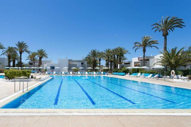 Primavera Appartement Tot 7 Personen Ideaal Voor Backpackers Arona  Exteriér fotografie